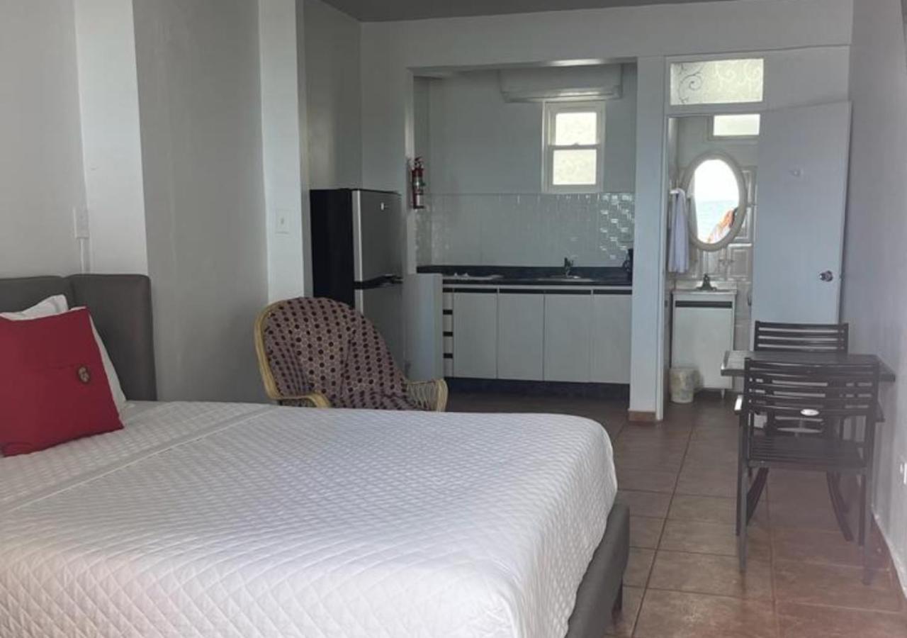 Bella Surf Inn Isabela Eksteriør billede