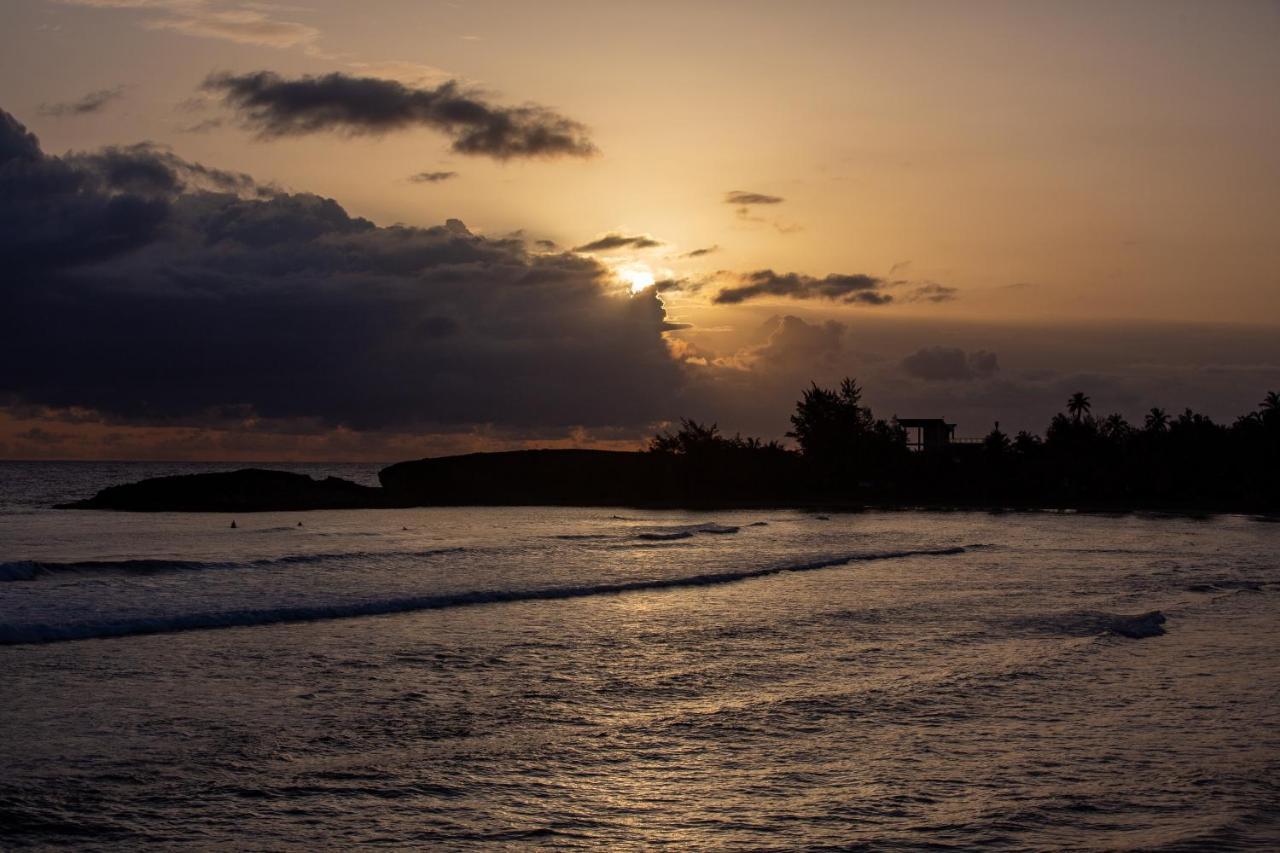 Bella Surf Inn Isabela Eksteriør billede